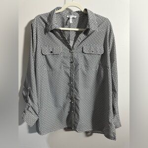 NOTATIONS Woman 2X Button Up Blouse Top Geometric Long Sleeve White/Black